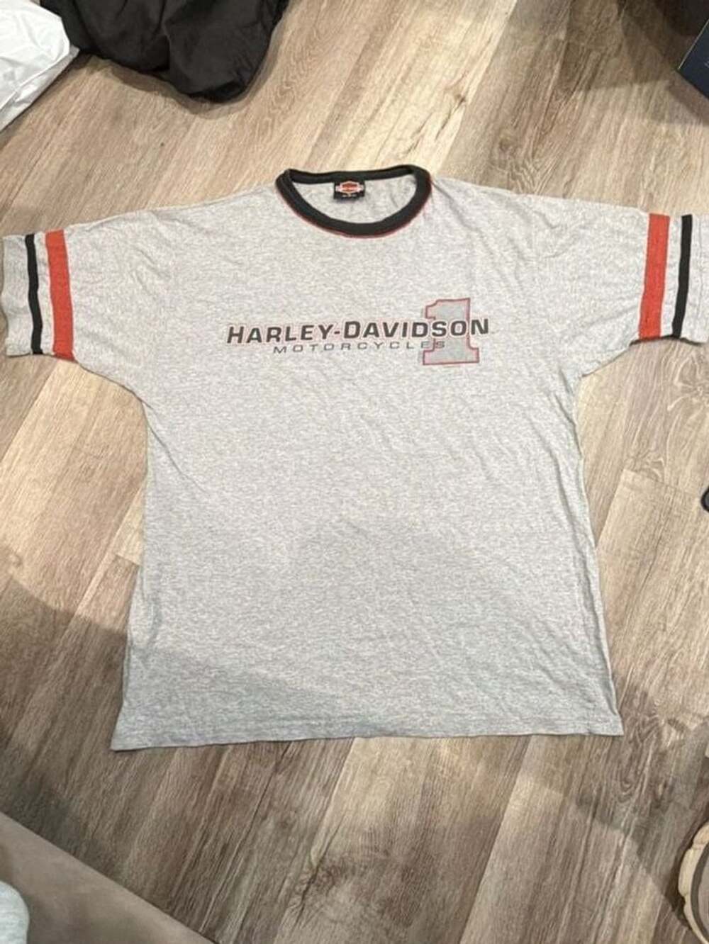 Harley Davidson Ringer T-Shirt Size L Gray Motorcycle 1